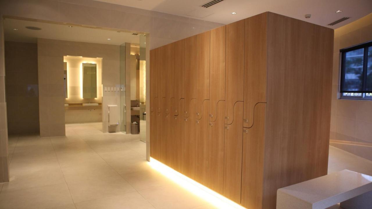 Beach Front Living In The Heart Of The City, Azure Residences Manila Exteriér fotografie