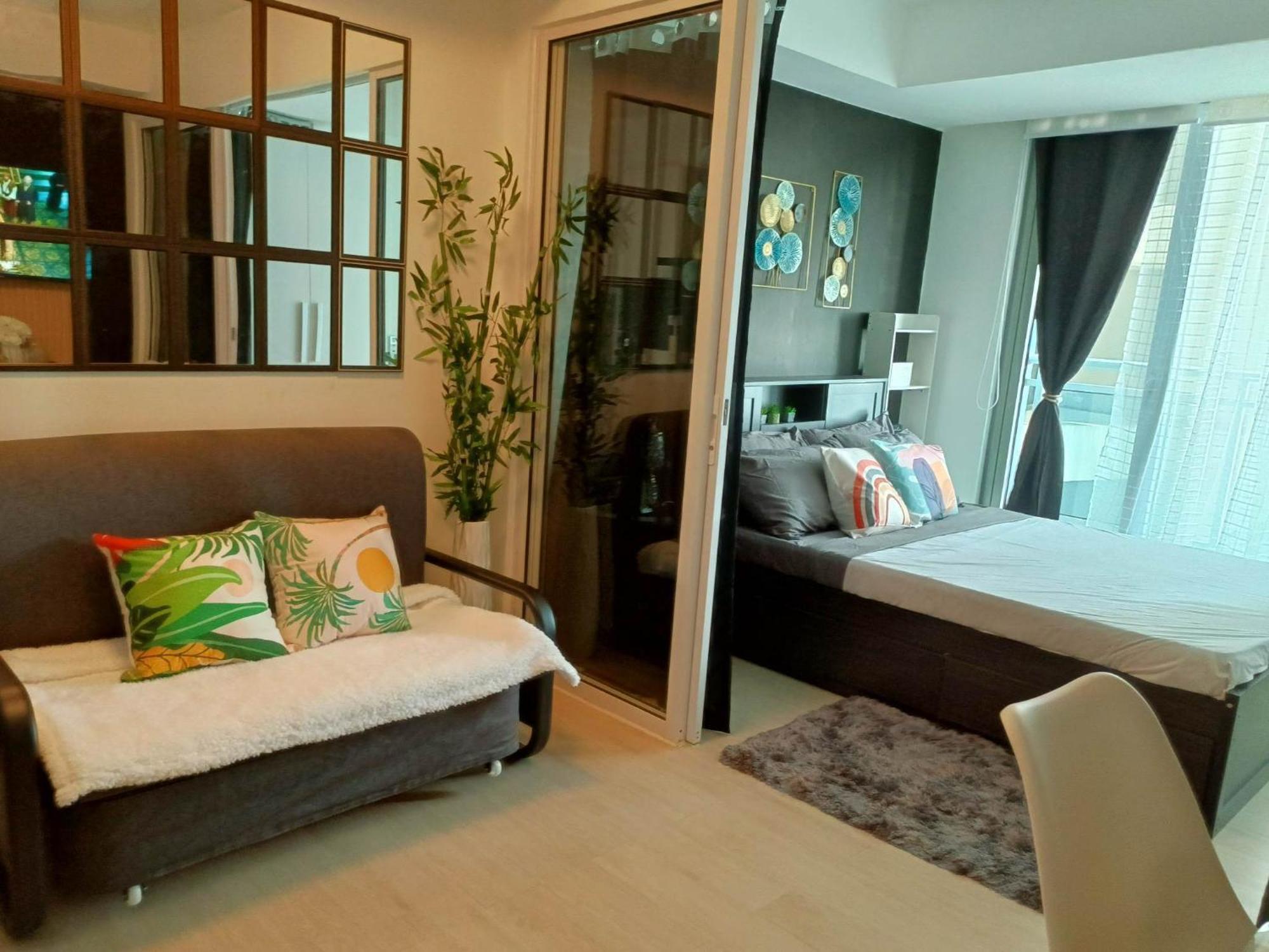 Beach Front Living In The Heart Of The City, Azure Residences Manila Exteriér fotografie