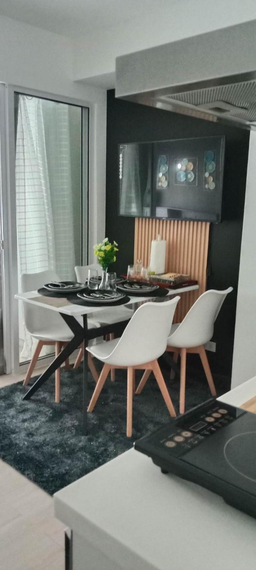 Beach Front Living In The Heart Of The City, Azure Residences Manila Exteriér fotografie