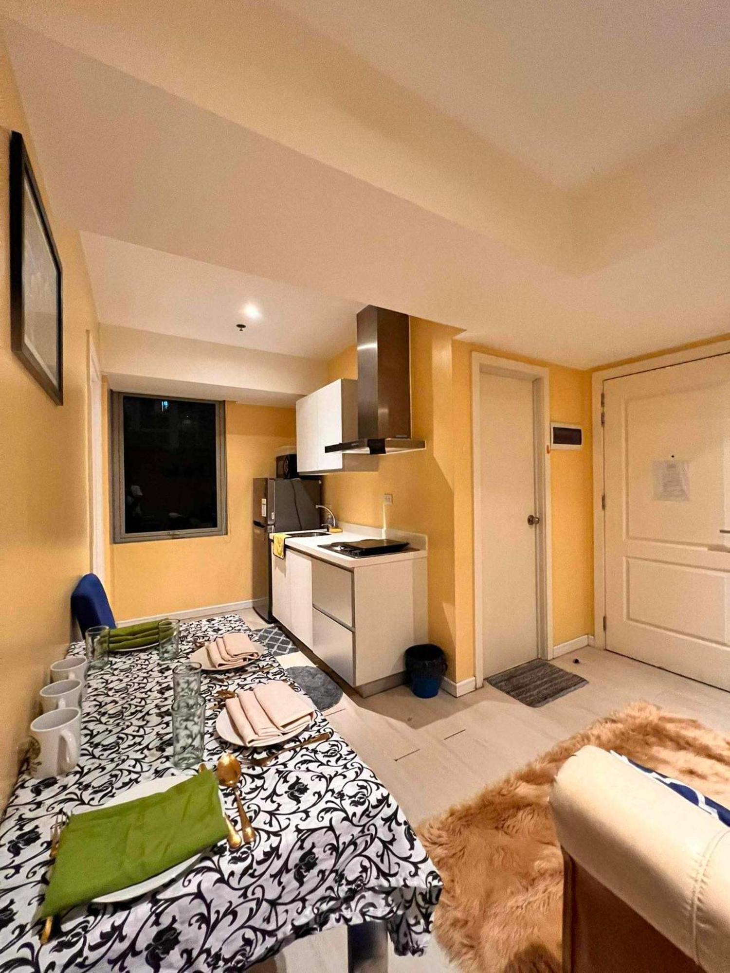 Beach Front Living In The Heart Of The City, Azure Residences Manila Exteriér fotografie
