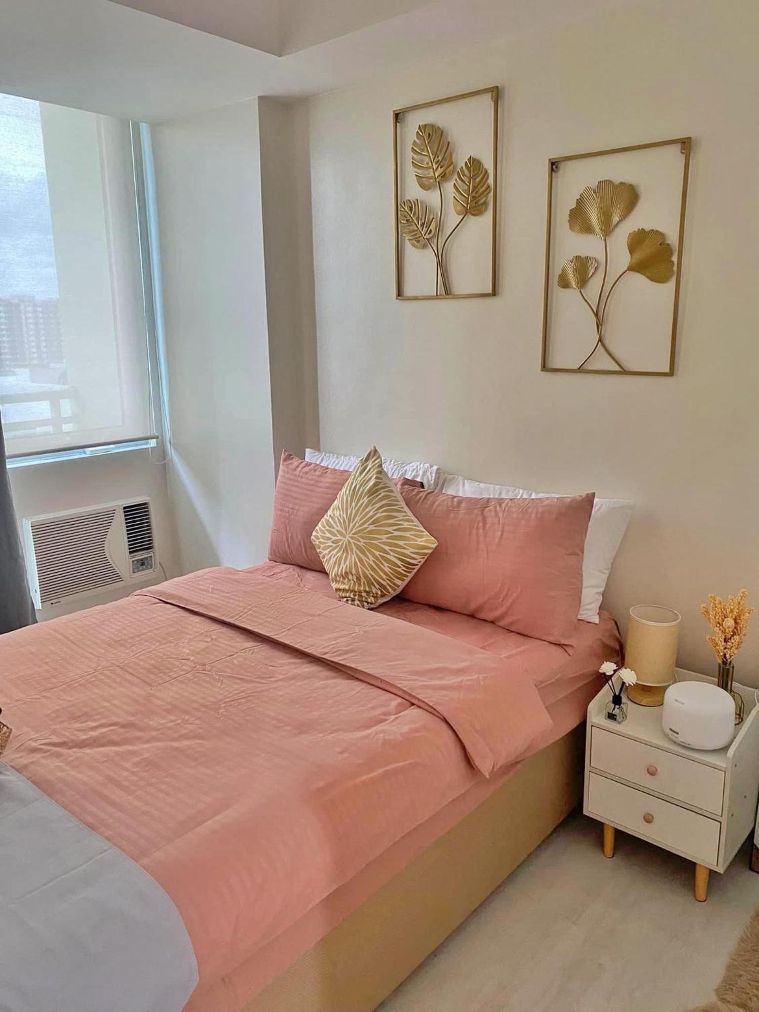 Beach Front Living In The Heart Of The City, Azure Residences Manila Exteriér fotografie